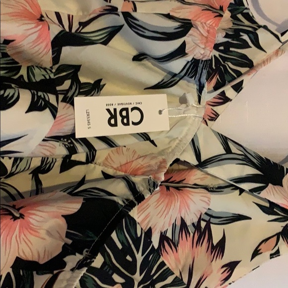 Small Romper - Picture 6 of 6